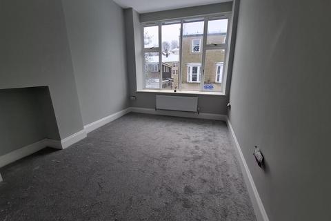 2 bedroom apartment to rent, Spring Gardens, Buxton