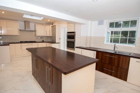 5 bedroom detached house for sale, Moor Green Lane, Moseley, Birmingham, B13