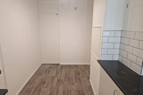 undefined, White Rock, Hastings TN34