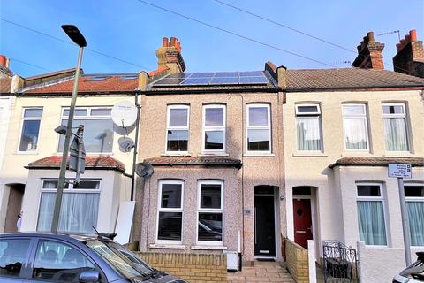 2 bedroom terraced house for sale, Godwin Road, Bromley, BR2