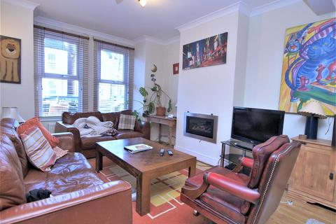 28 Godwin Road, Bromley, BR2 9LQ