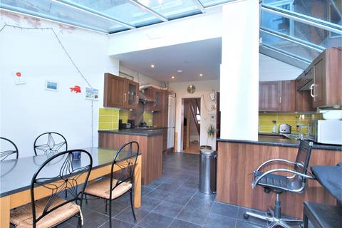28 Godwin Road, Bromley, BR2 9LQ