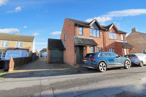 3 bedroom semi-detached house for sale, New Street, Shefford, SG17