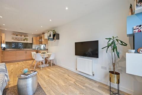 1 bedroom flat for sale, 23 Fortune Avenue, Edgware HA8