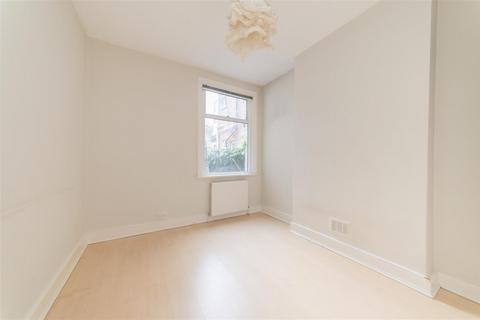 1 bedroom flat for sale, Squires Lane, Finchley, London