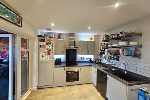 2 bedroom terraced house for sale, Glebe Road, Buckton Fields, Northampton, NN2 8ET