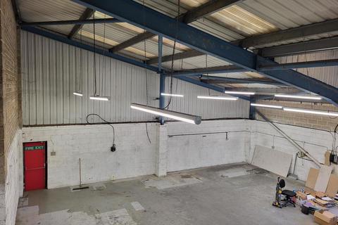 Warehouse to rent, Unit 2, 27 Brook Road, Wimborne, Dorset