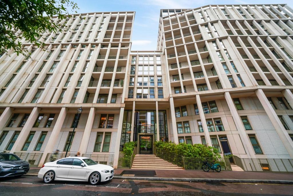 Abell House SW1 P 4 FE-1.jpg