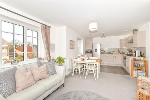 2 bedroom flat for sale, Marjoram Avenue, Cranleigh, Surrey