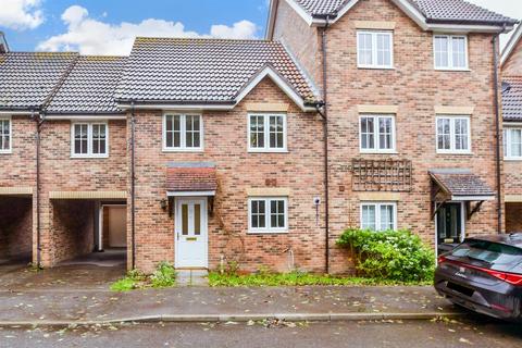 3 bedroom terraced house for sale, Passmore Way, Tovil, Maidstone, Kent