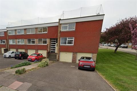 2 bedroom property to rent, Worthing BN11