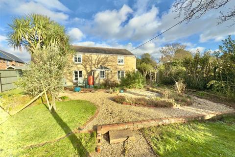 4 bedroom cottage for sale, Freshwater, Isle of Wight