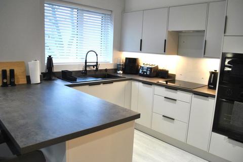 2 bedroom apartment to rent, Sugarmill Square, Eccles New Road, Salford M5 5EB