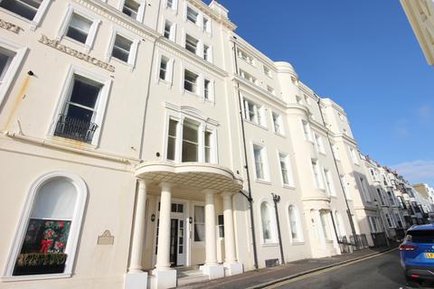 2 bedroom apartment to rent, Marine Parade, Brighton BN2