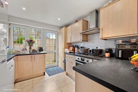 4 bedroom house to rent, Kingston upon Thames, Kingston Upon Thames