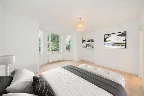 2 bedroom flat for sale, Cavendish Road, London NW6