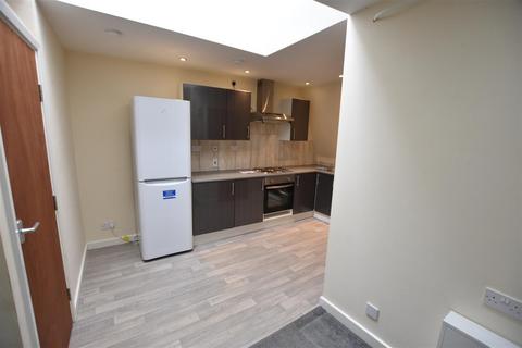 1 bedroom flat to rent, Narborough Road, Leicester