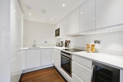 2 bedroom apartment to rent, Hertford Street, London W1J