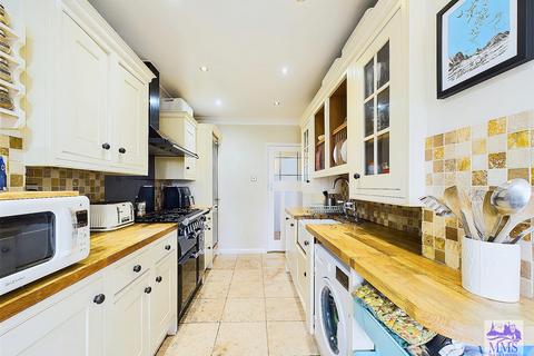 3 bedroom terraced house for sale, City Way, Rochester