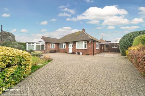 3 bedroom bungalow for sale, Byfleet Avenue, Old Basing, Basingstoke, Hampshire, RG24