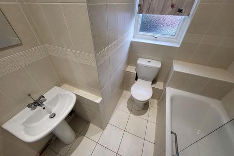 41 Arncliffe Drive, Heelands, Milton Keynes, MK13 7LE