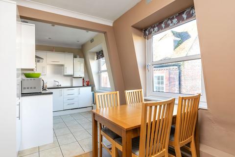 1 bedroom flat to rent, Westgate House, Trafalgar Street, WInchester SO23