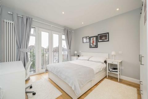 5 bedroom semi-detached house for sale, Cantley Road, London W7