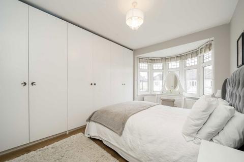 15 Cantley Road, London, W7 2BQ