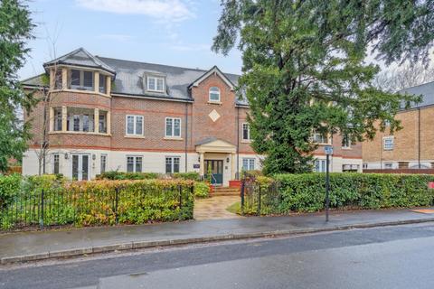 2 bedroom apartment for sale, Westfield Park, Hatch End, Pinner HA5