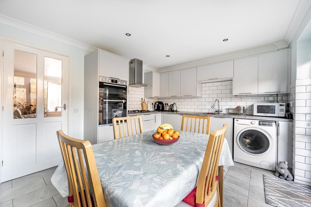 Kitchen/Dining Area