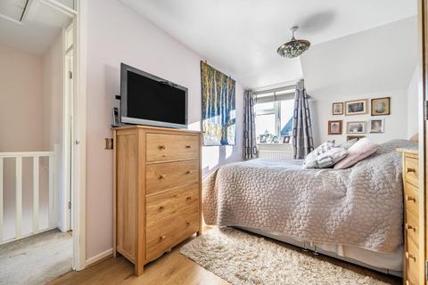 3 bedroom semi-detached house for sale, Henley-on-Thames,  Oxfordshire,  RG9