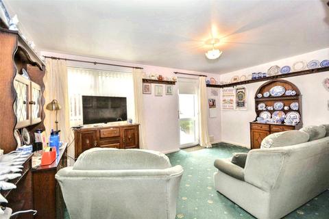 3 bedroom terraced house for sale, Snowden Royd, Leeds, West Yorkshire