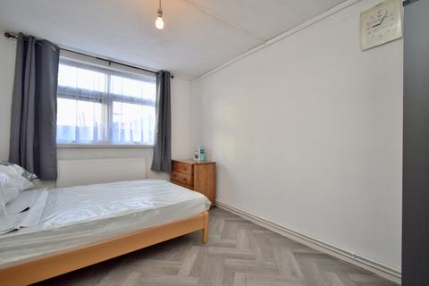 1 bedroom flat for sale, Morton Walk, New Humberstone, Leicester, Leicestershire, LE5