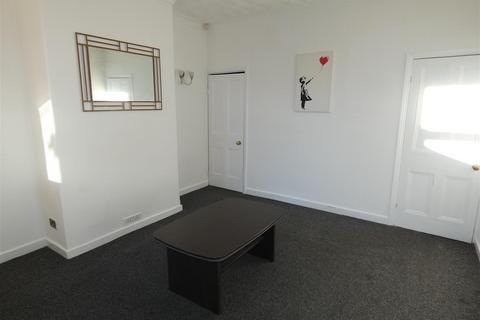 2 bedroom terraced house to rent, Bedford Street, Crewe