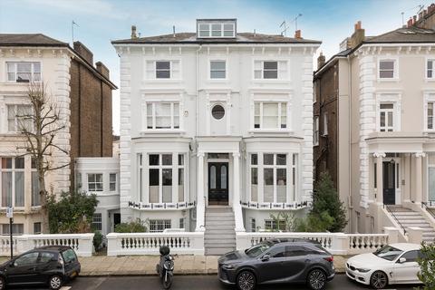 3 bedroom flat for sale, Belsize Park, London, NW3