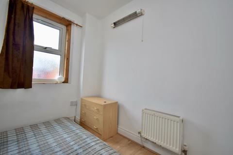 65 Bridge Road, Leicester, LE5 3LB