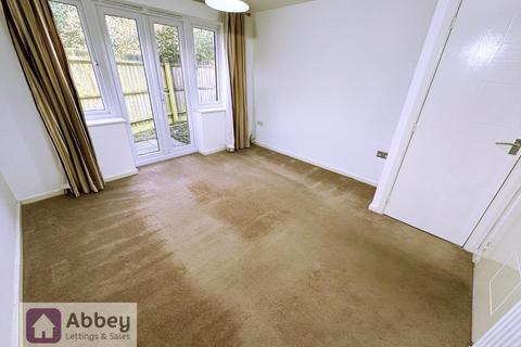 2 bedroom detached house to rent, Watkin Road, Leicester