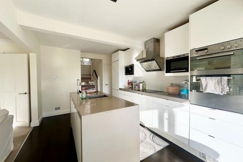 undefined, Lodge Hill Road, Lower Bourne, Farnham