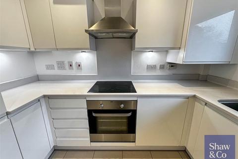 undefined, Hunting Place, Hounslow TW5