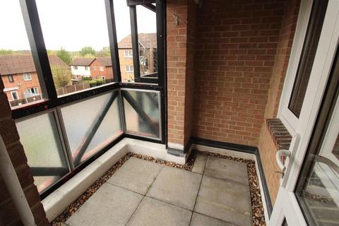 1 bedroom flat for sale, The Spinney, Swanley