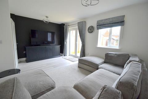 4 bedroom terraced house for sale, Houghton Way, Hellingly, Hailsham