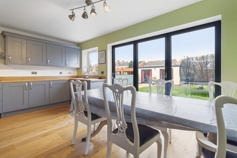 4 bedroom detached house for sale, Worcester WR2