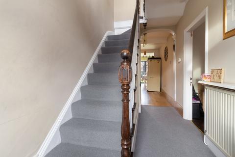 62 Bromyard Road, Worcester, WR2 5DA