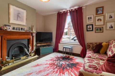 62 Bromyard Road, Worcester, WR2 5DA
