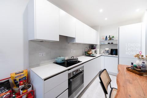 1 bedroom apartment for sale, Tabbard Apartments, East Acton Lane, London, W3