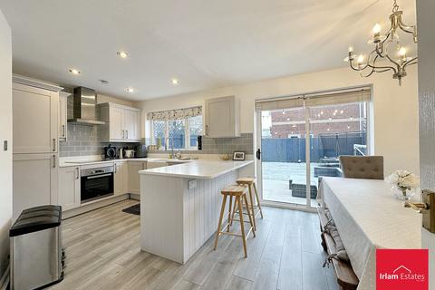 24 Sandywarps, Irlam, Manchester, M44 6RF