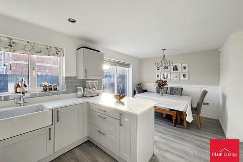 24 Sandywarps, Irlam, Manchester, M44 6RF