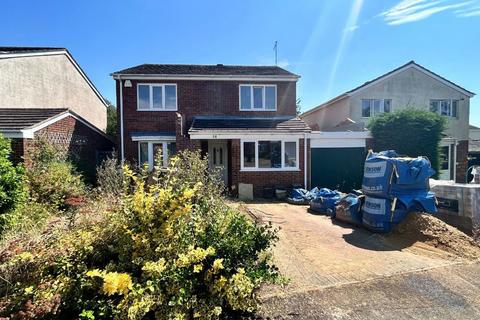 4 bedroom flat for sale - Lingswood Park, Northampton, Northamptonshire, NN3 8TB