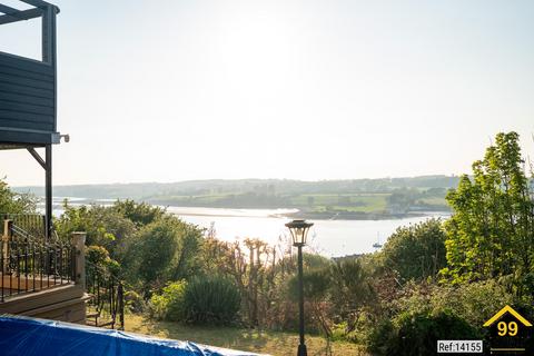 undefined, Gwylan Uchaf, Y Felinheli, Gwynedd, LL56