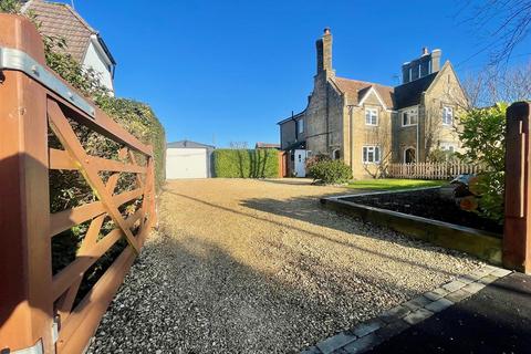 3 bedroom cottage for sale, Oakley Lane, Wimborne